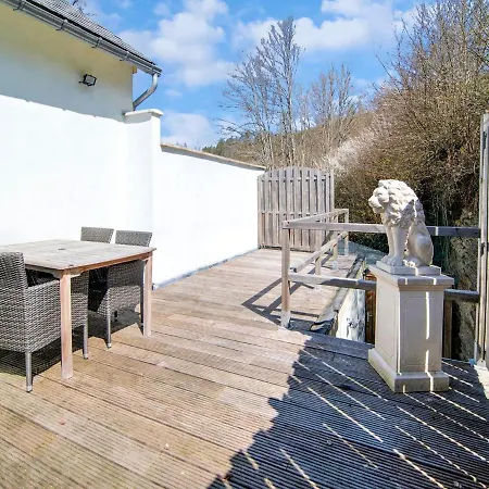 Cosy In With A Roof Terrace Stoumont